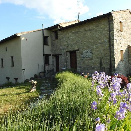 Hotel Casale Le Fontanelle Monte Grimano Terme Zewnętrze zdjęcie